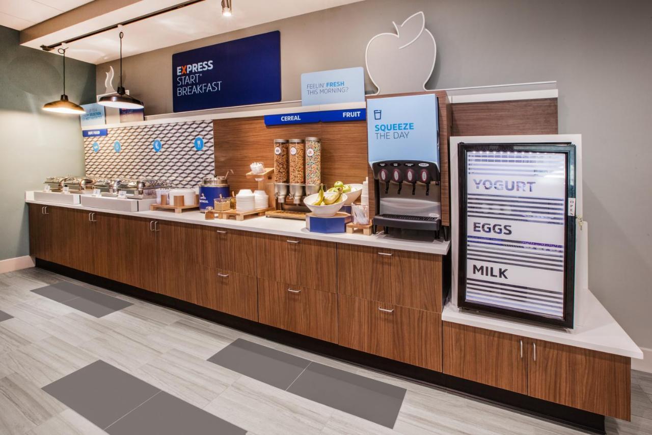 Holiday Inn Express & Suites - Hawaiian Gardens By Ihg Екстер'єр фото