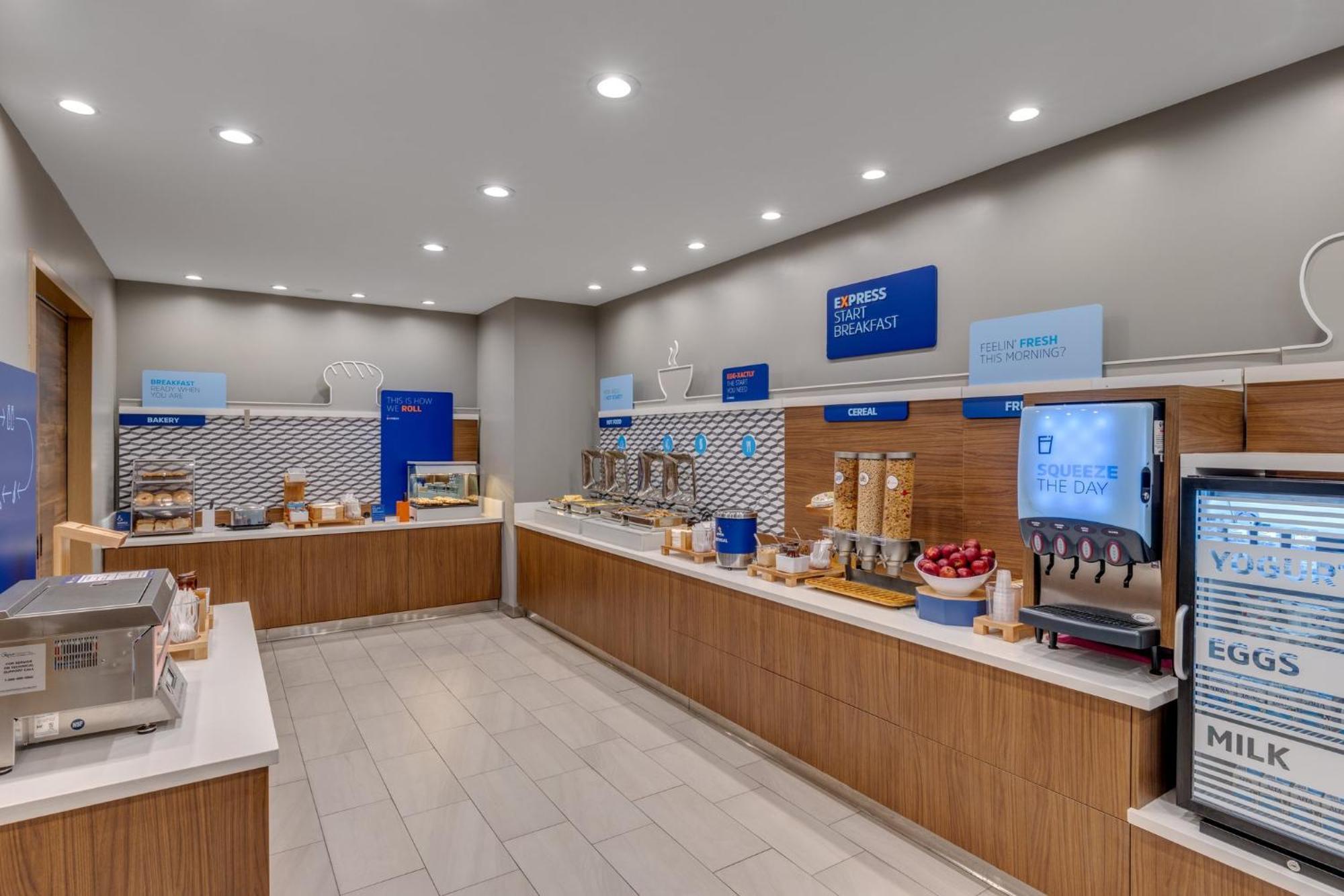 Holiday Inn Express & Suites - Hawaiian Gardens By Ihg Екстер'єр фото